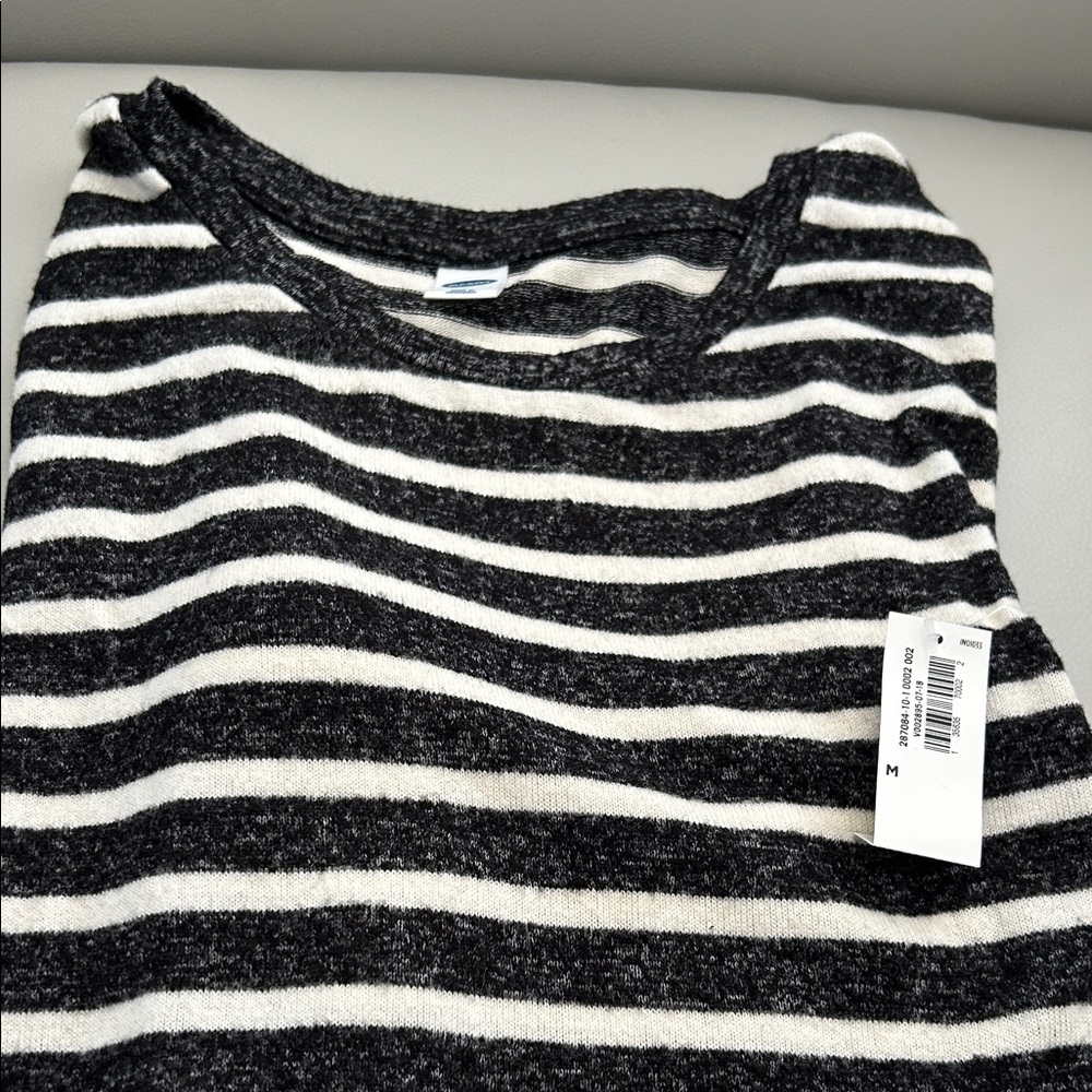 Old Navy Striped Black & White Women's Sweater